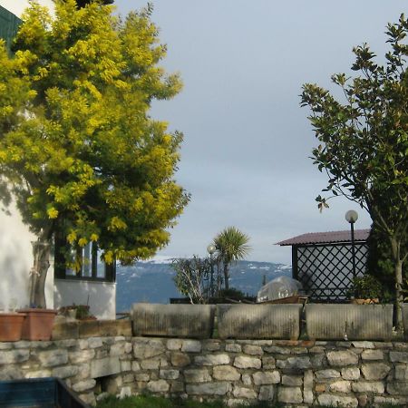 Casalorry Apartamento Toscolano Maderno Exterior foto